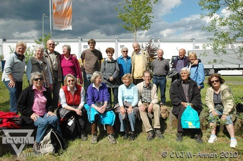 093_wandergruppe_2010.jpg